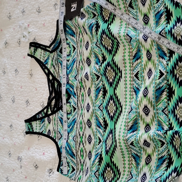 NWT small sheer Earthy tank - Picture 3 of 8